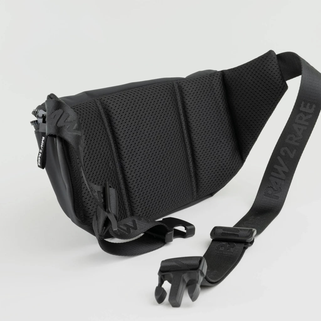 Crossbody Bag - Solid Black (2.5L)